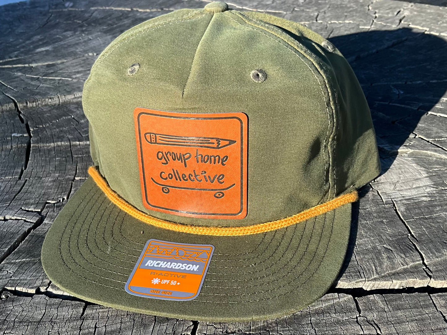 The “ESSENCE” Green snap back hat